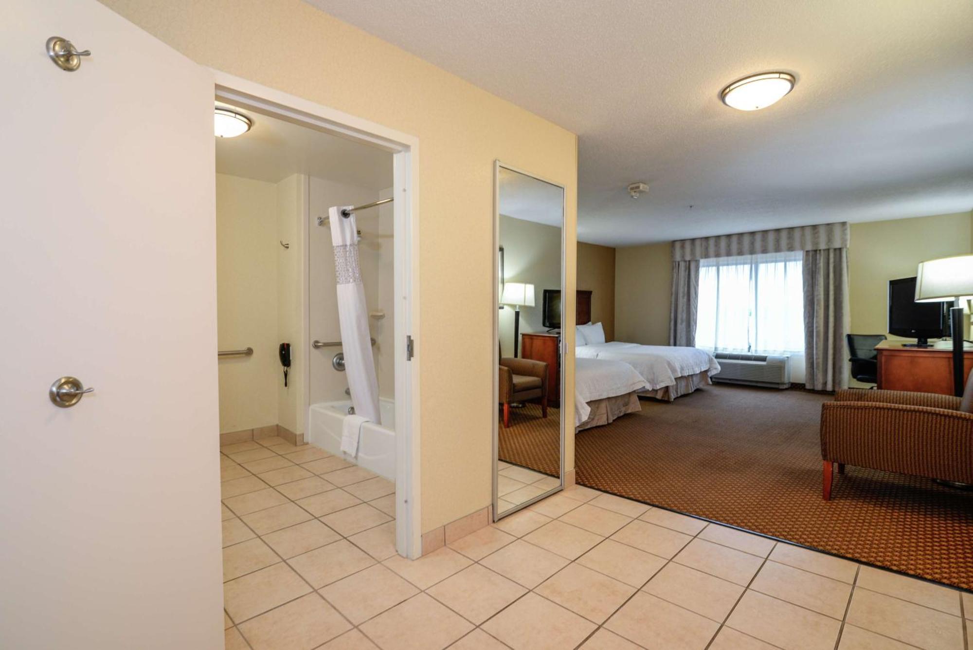 Hampton Inn & Suites Detroit/Chesterfield Esterno foto